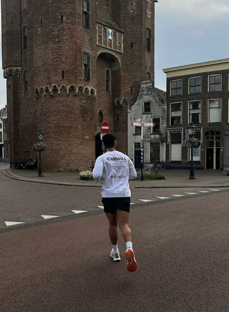 Sem Koopman in een stad